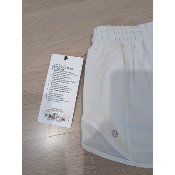 New Lululemon Size 10 Hotty Hot High Rise HR Lined Short 2.5" Bone White - Picture 7 of 8